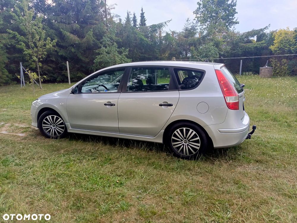 Hyundai i30 1.6 CRDi Comfort - 23