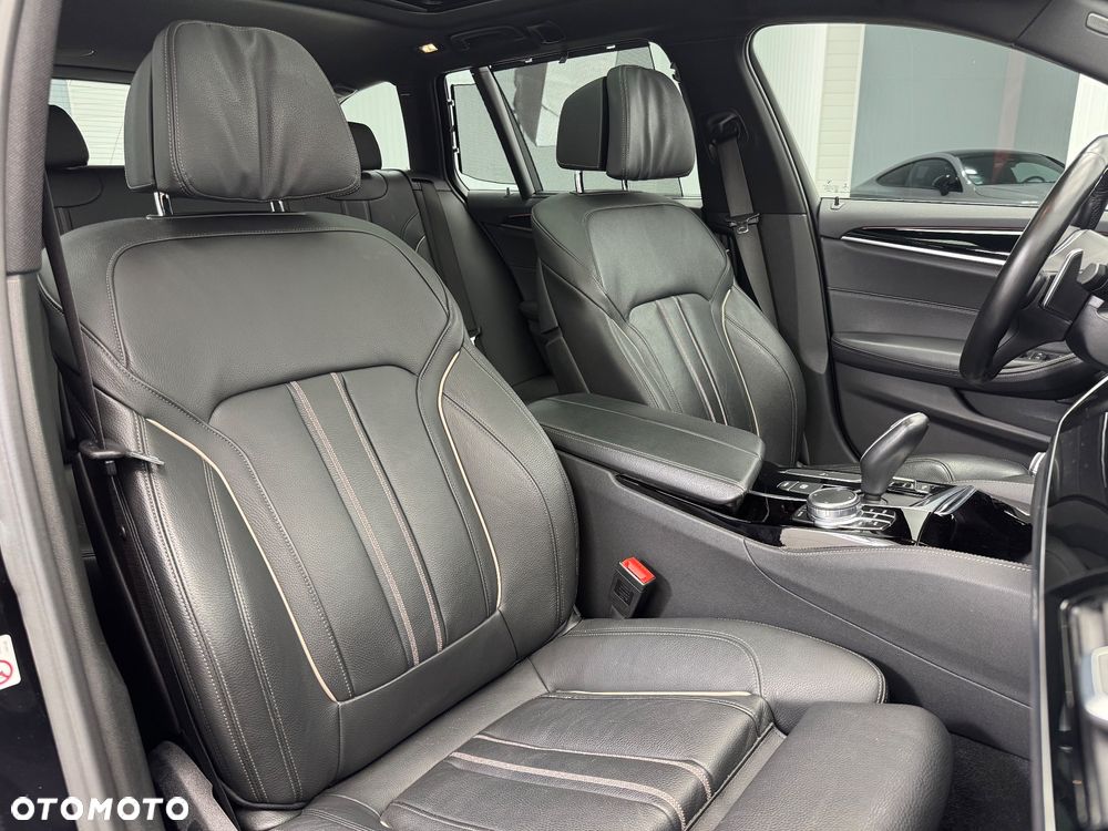 BMW Seria 5 540i xDrive M Sport sport - 31