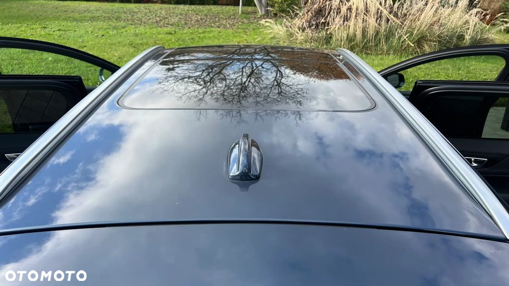 Volvo V60 Cross Country - 5