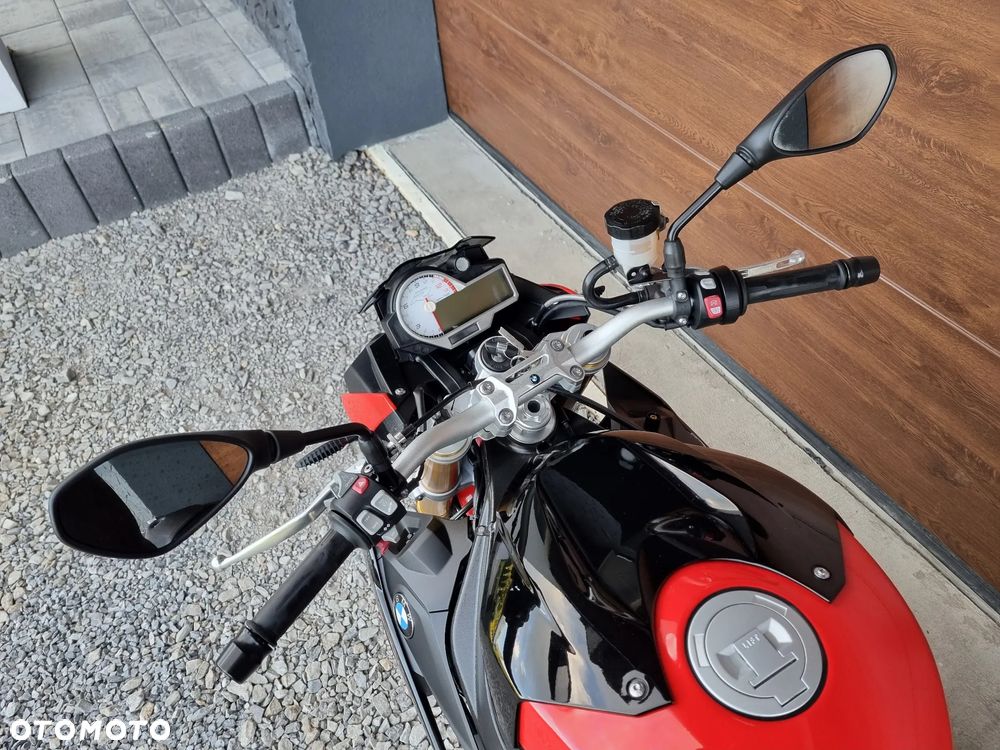 BMW S - 29