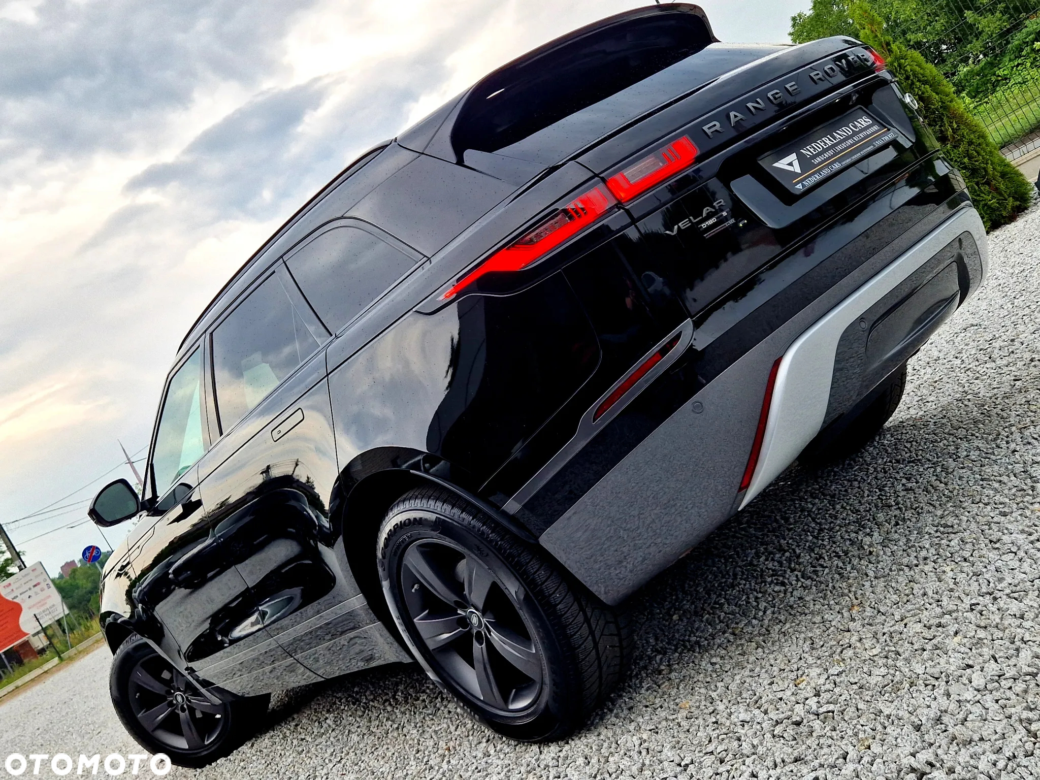 Land Rover Range Rover Velar 2.0 TD4 R-Dynamic - 8