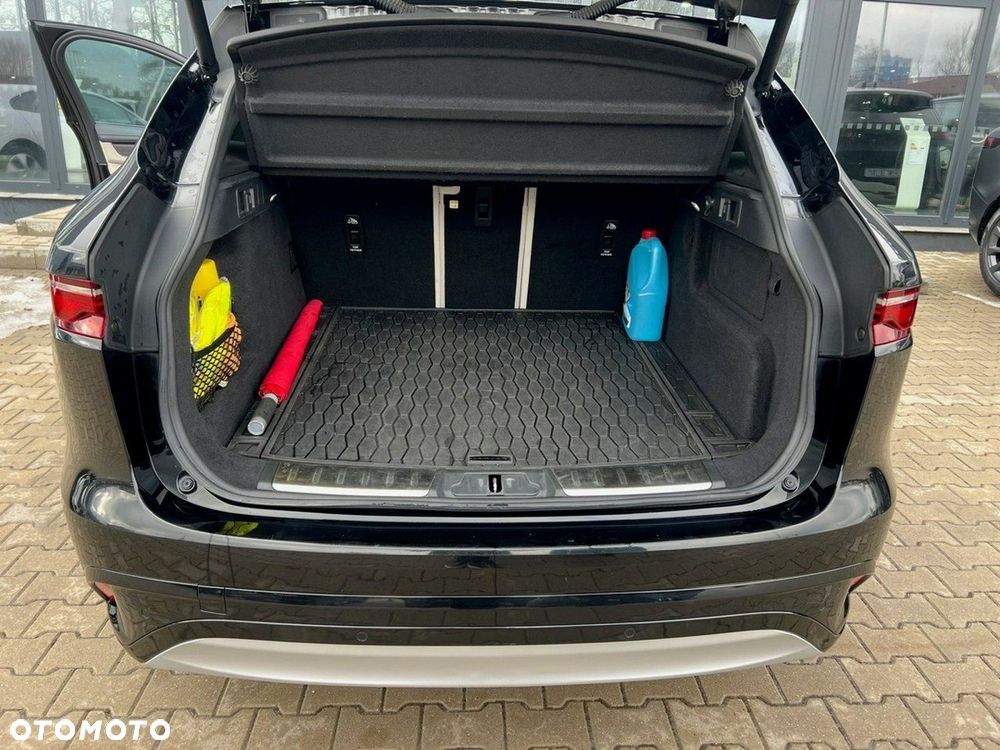 Jaguar F-Pace - 19