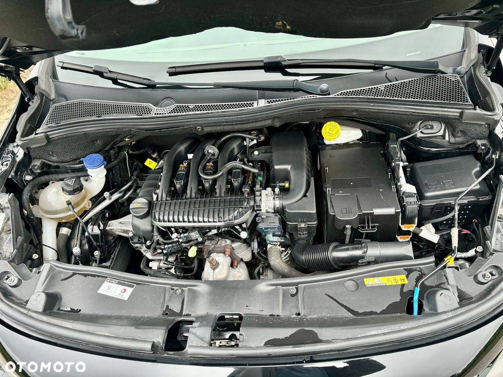 Peugeot 2008 - 18