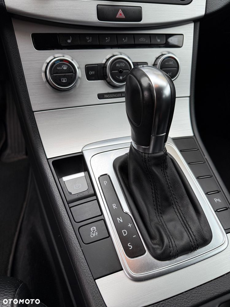 Volkswagen CC 2.0 TSI DSG - 15