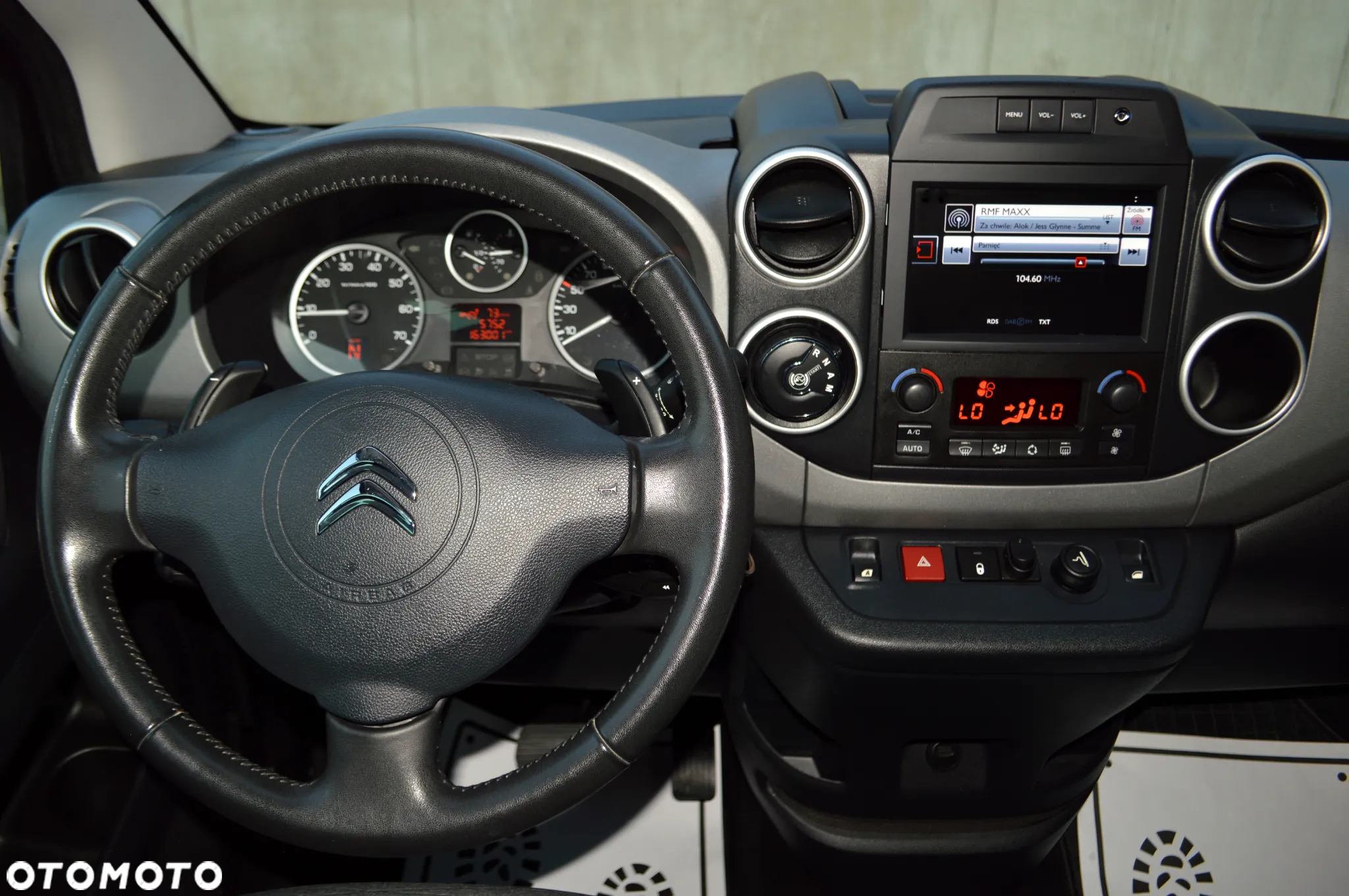 Citroën Berlingo Multispace BlueHDi 100 S&S ETG6 SHINE - 17