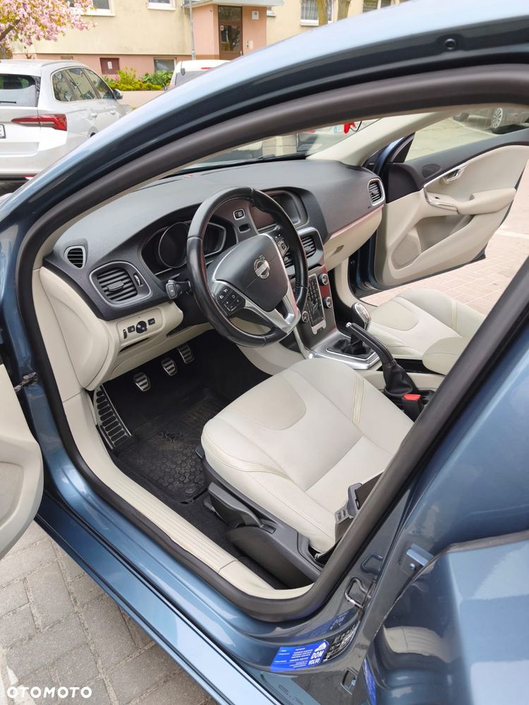 Volvo V40 T3 Kinetic - 5