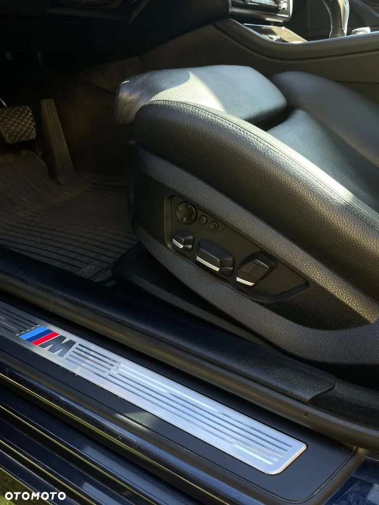 BMW Seria 5 535d xDrive - 14