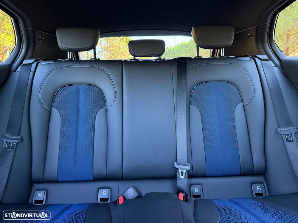 BMW 118 i Pack Desportivo M Auto - 33