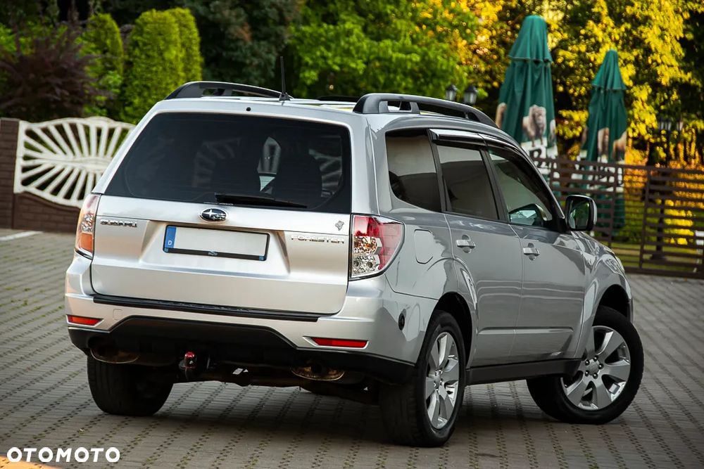 Subaru Forester 2.0X Exclusive - 15