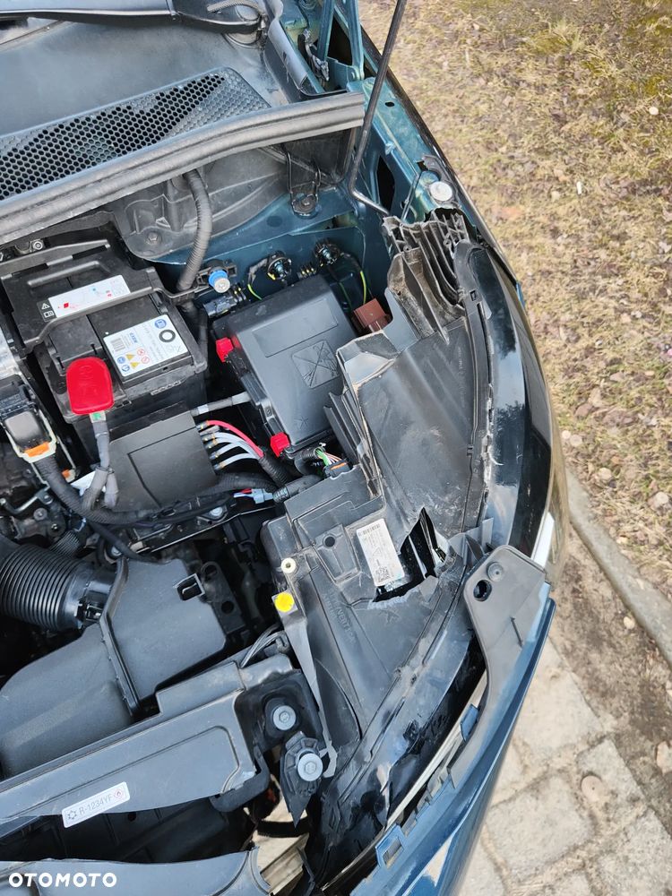 Peugeot 3008 BlueHDi 130 Stop & Start EAT8 Allure - 17