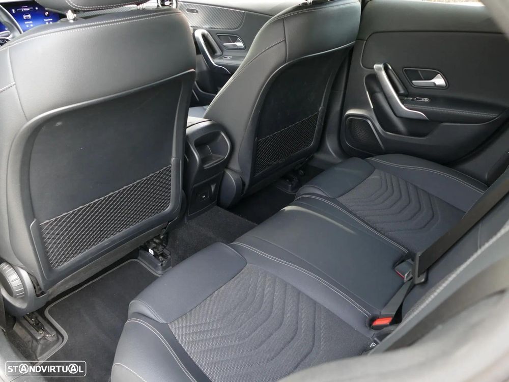 Mercedes-Benz A 250 e Progressive - 30