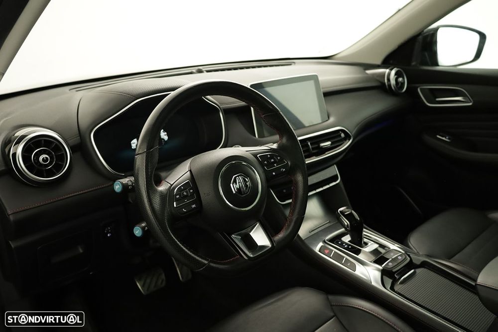 MG EHS 1.5 T-GDI Plug-in Hybrid Luxury - 7