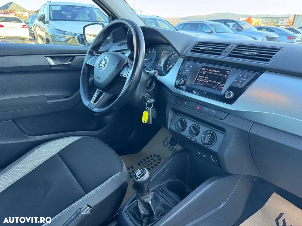 Skoda Fabia 1.0 MPI Ambition - 11