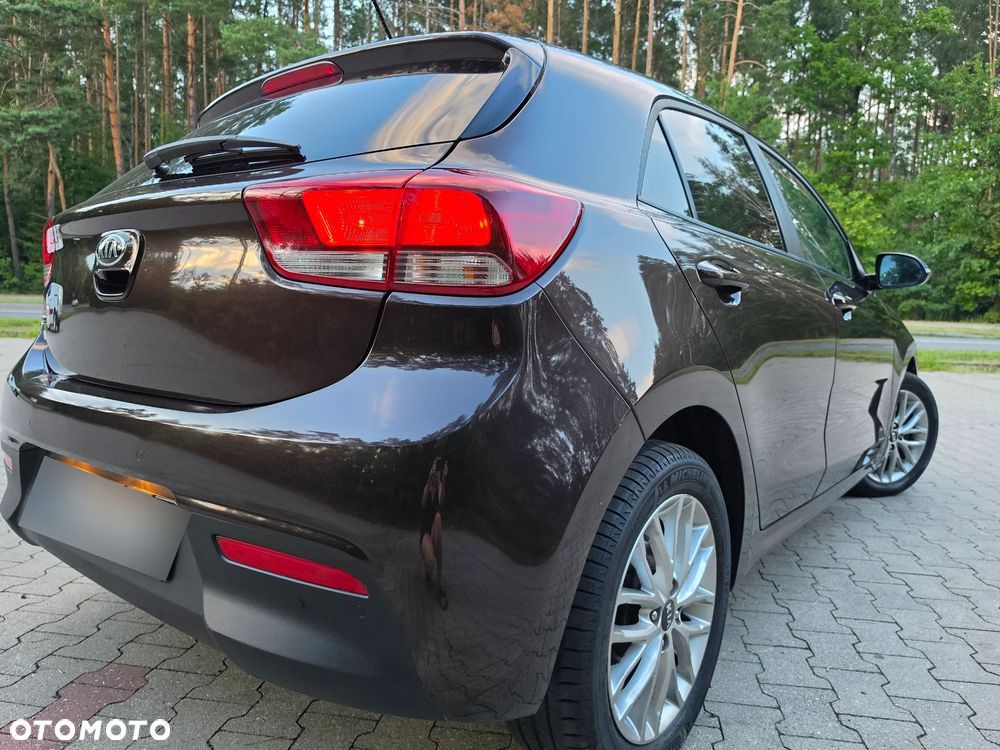 Kia Rio 1.2 Dream-Team Edition - 10