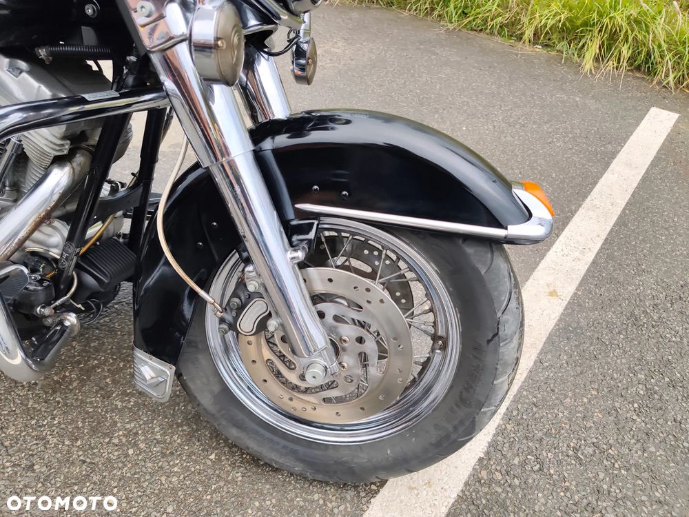 Harley-Davidson FLHT Electra Glide Standard - 27