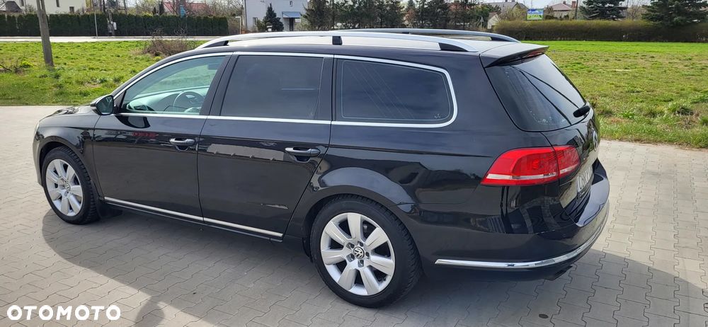 Volkswagen Passat - 13