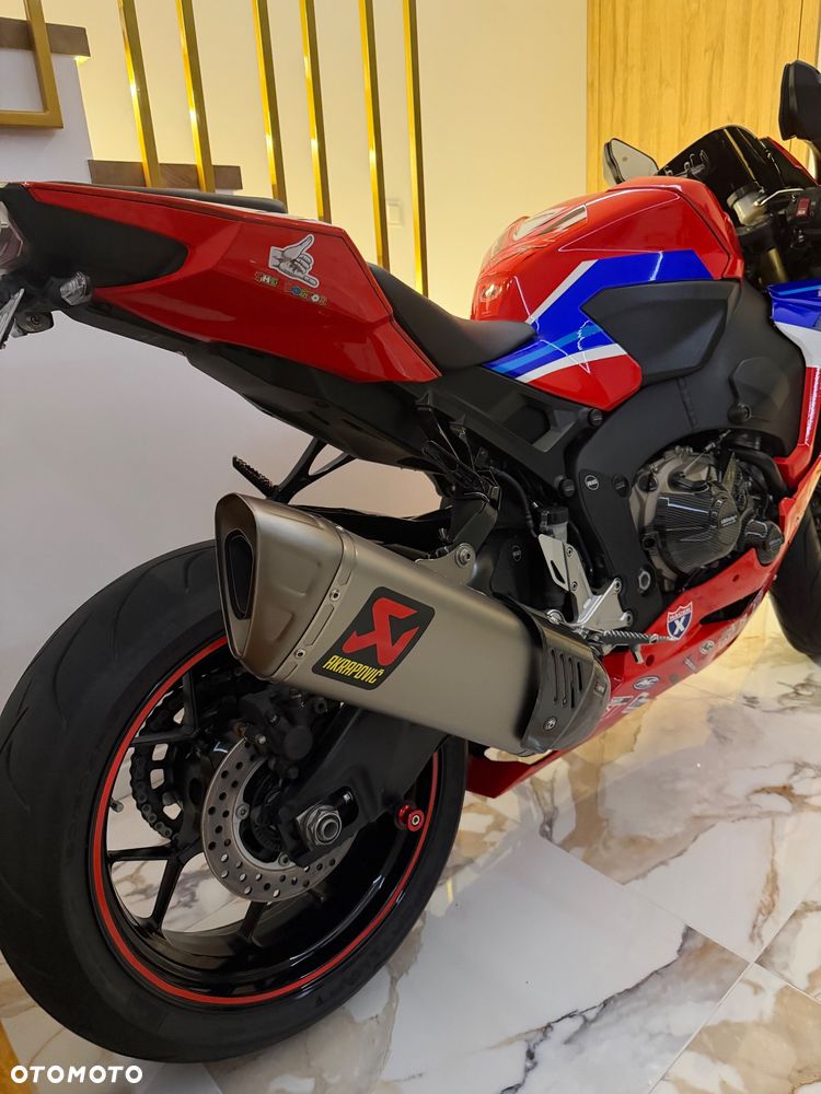 Honda CBR - 3