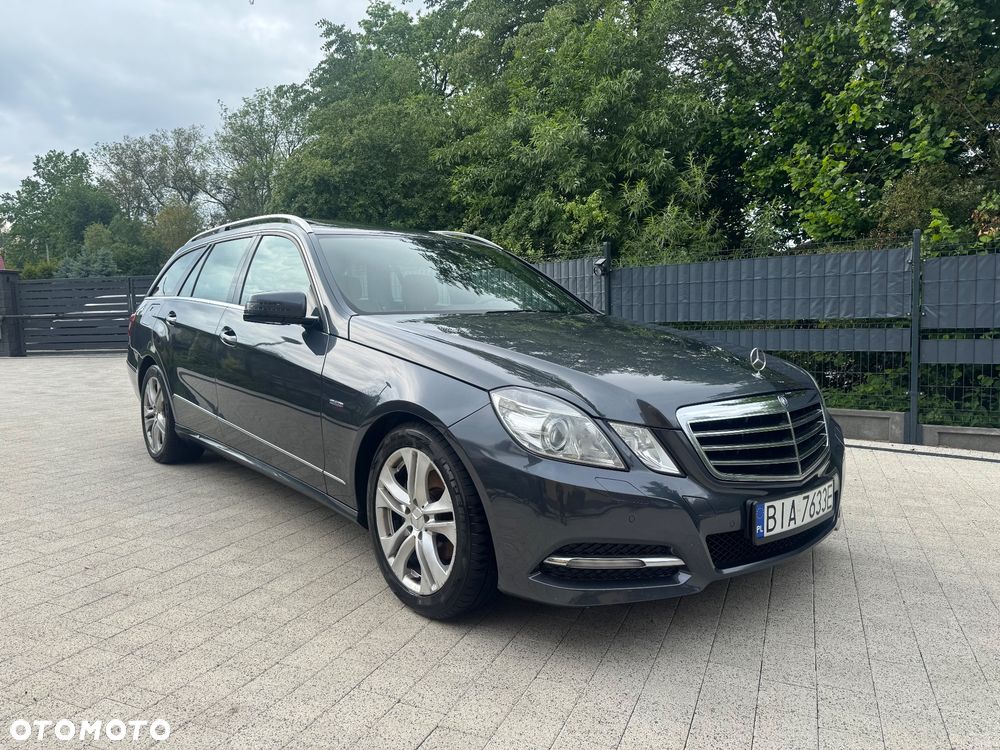 Mercedes-Benz Klasa E 220 CDI BlueEff Avantgarde - 3
