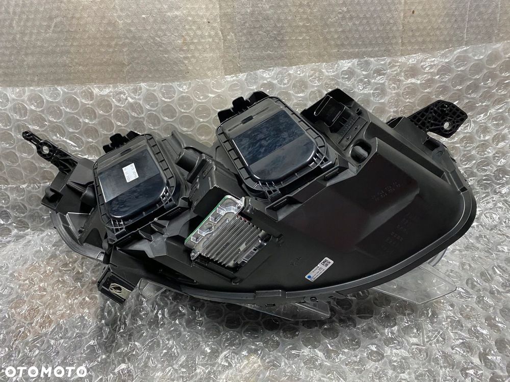 LAMPA LEWA XENON OPEL ZAFIRA D 9832837680 - 9