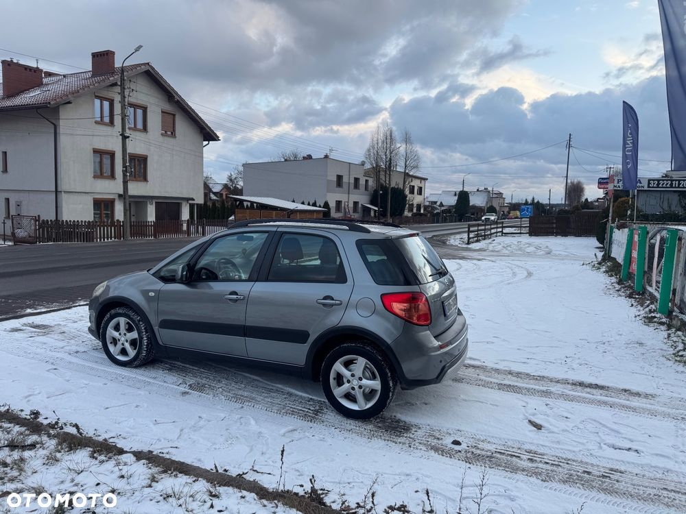 Suzuki SX4 1.6 VVT 4x2 Comfort - 3