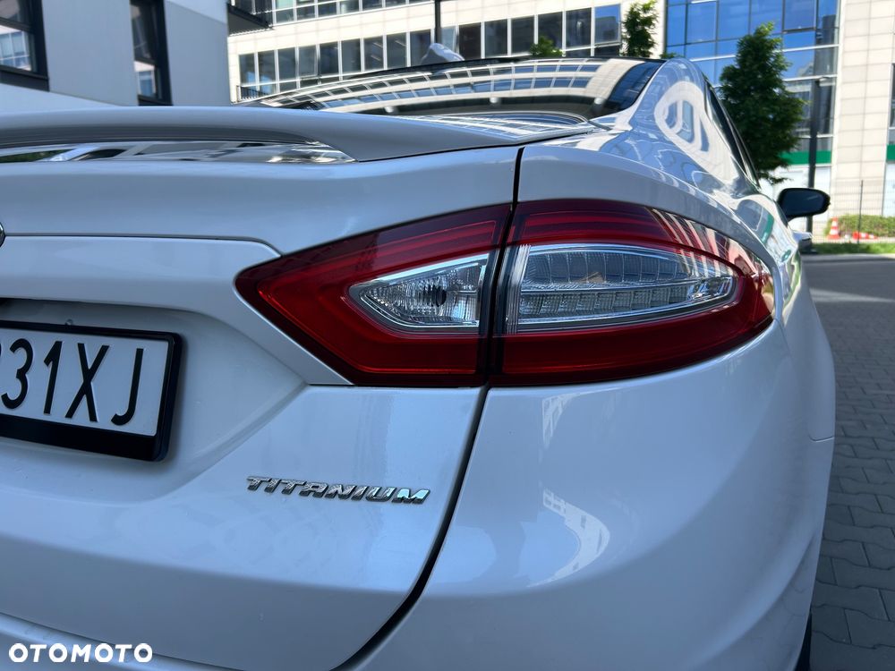 Ford Mondeo 2.0 Hybrid Titanium - 12