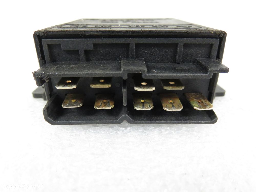 MODUŁ ZAMKA CENTRALNEGO MERCEDES-BENZ 190 W201 0335411039 - 3