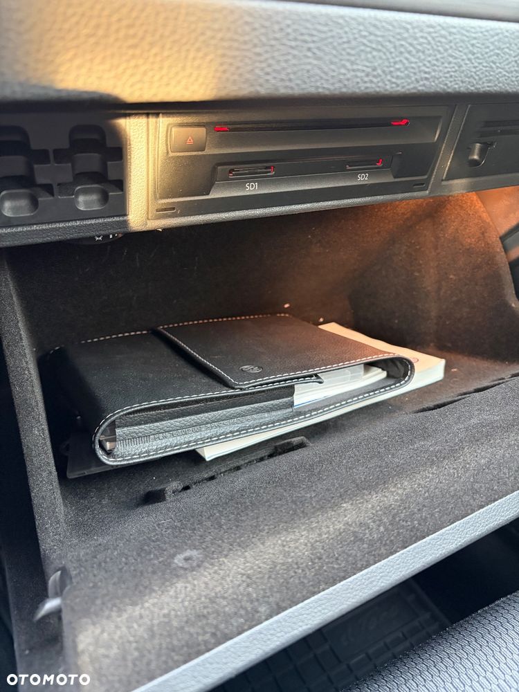 Volkswagen Golf 1.6 TDI BMT Comfortline - 27