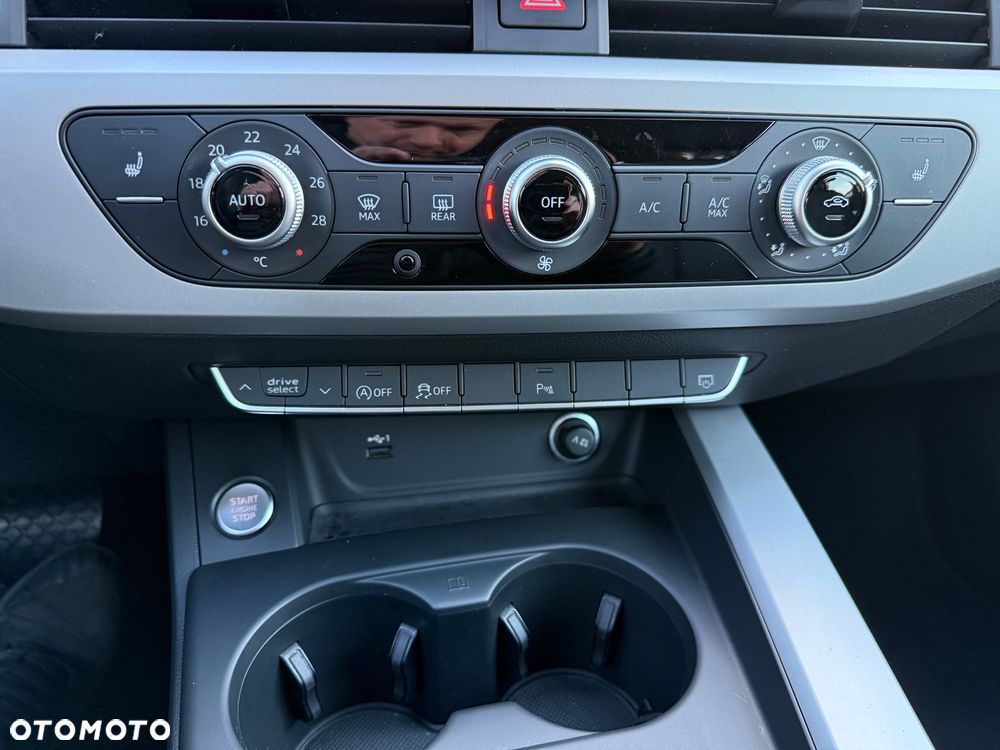 Audi A4 Avant 40 TDI quattro S tronic - 22