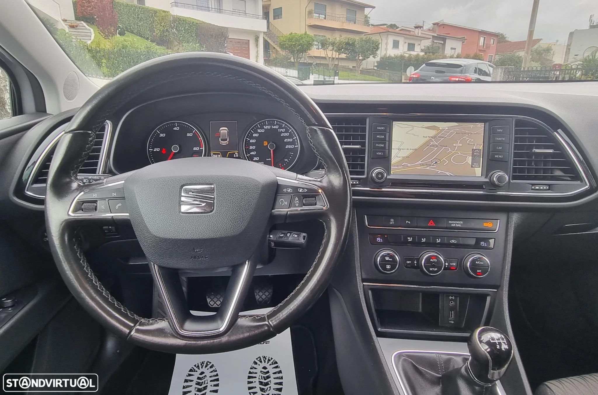 SEAT Leon ST 1.6 TDI Reference Ecomotive - 11