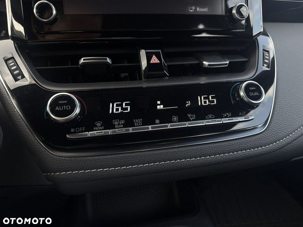 Toyota Corolla 1.8 Hybrid Comfort - 25