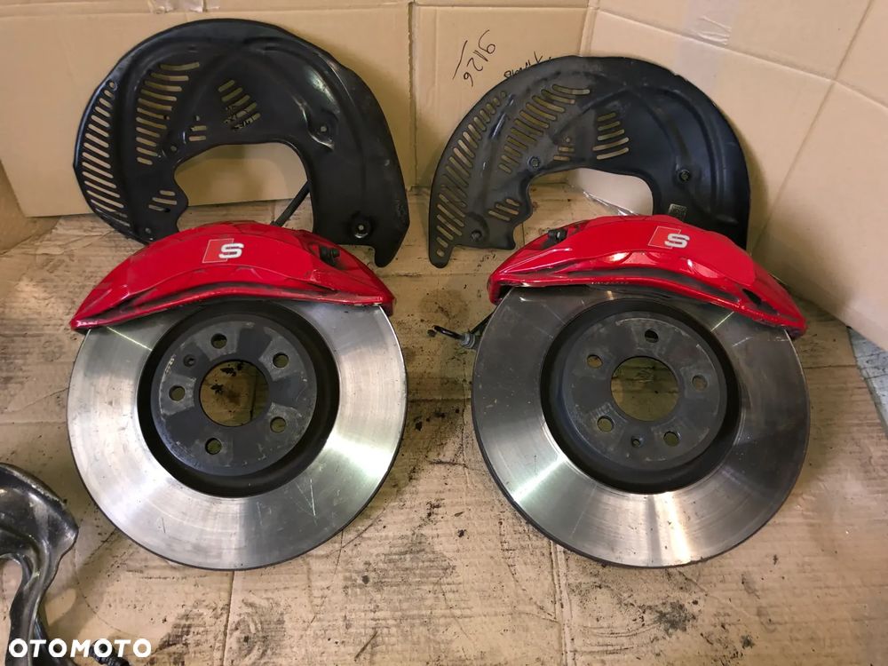 ZACISKI ZACISK HAMULCOWY TARCZA AUDI A4 B9 S4  S5 8W0 gwa!!!! - 2