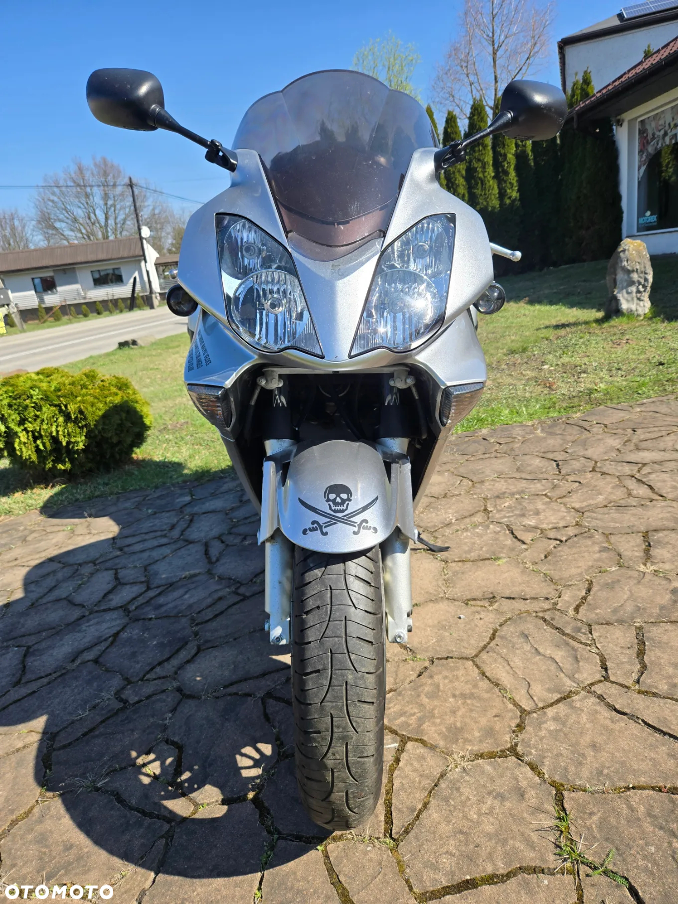 Honda VFR - 19