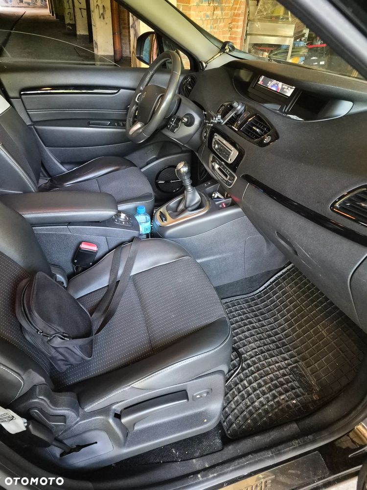 Renault Scenic 2.0 dCi Bose - 3
