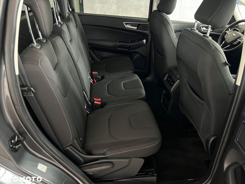 Ford S-Max - 21