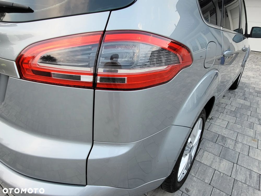 Ford S-Max 2.0 TDCi DPF Titanium - 19