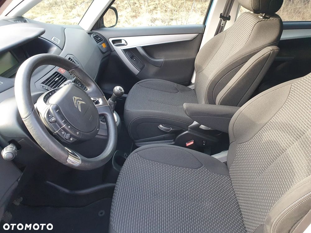 Citroën C4 Picasso - 11