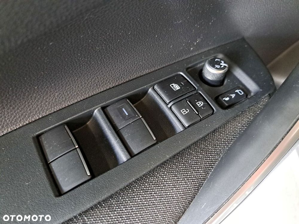 Toyota Corolla 1.8 Hybrid Comfort - 36
