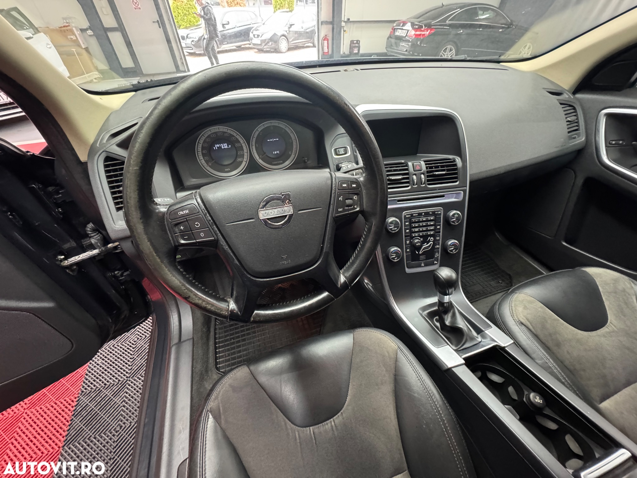 Volvo XC 60 - 9