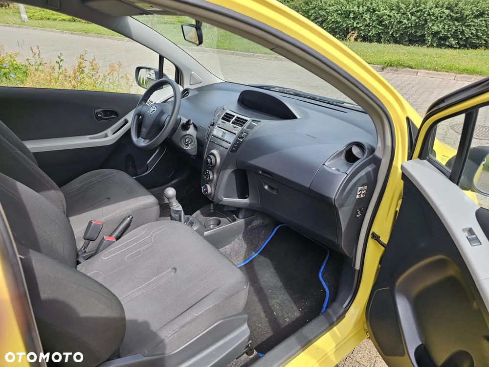 Toyota Yaris 1.33 Sol - 27