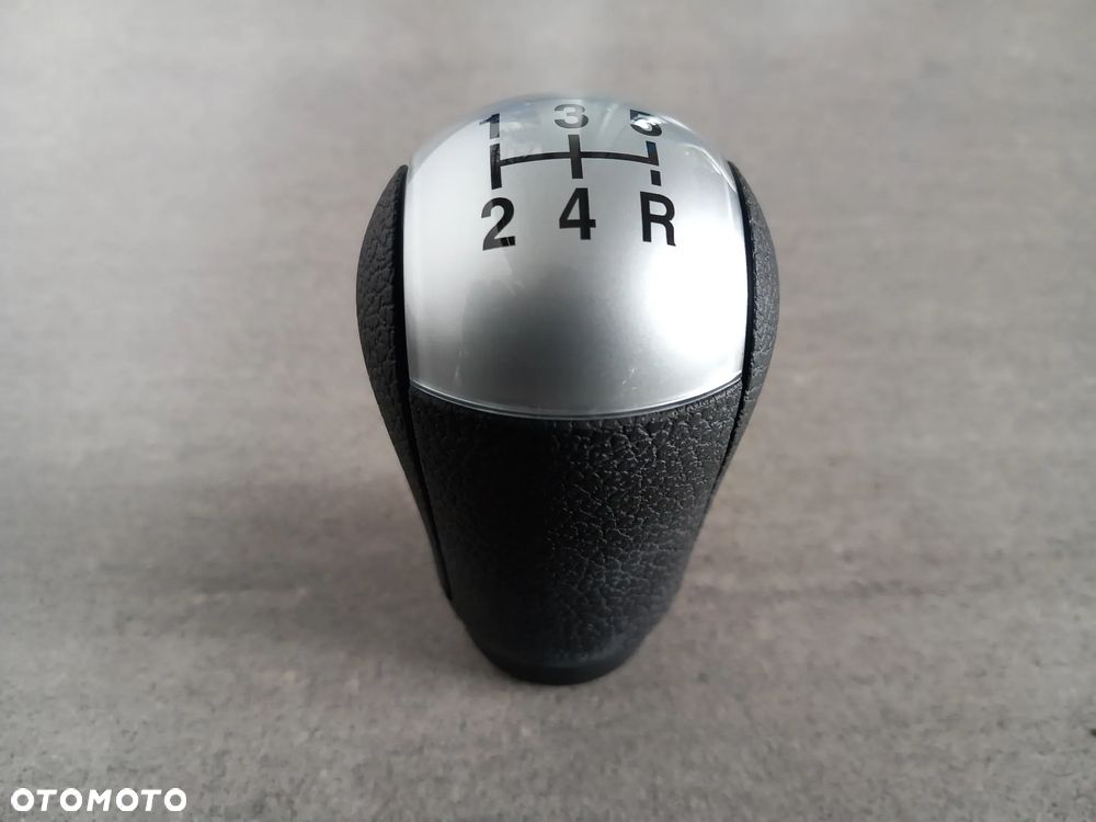 Gałka dźwigni zmiany biegów plastikowa - 5 biegów manual Ford Focus 2001-2008/ Fusion 2001-2012 1341487 - 3
