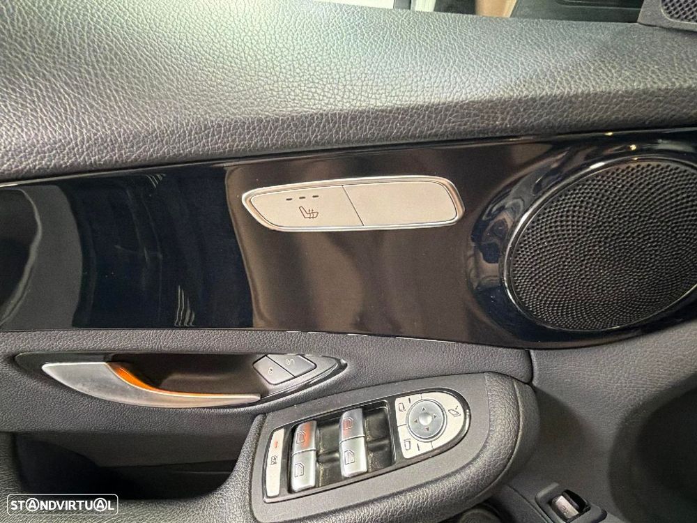 Mercedes-Benz C 300 - 23