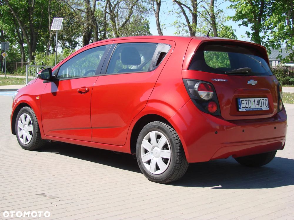 Chevrolet Aveo - 2