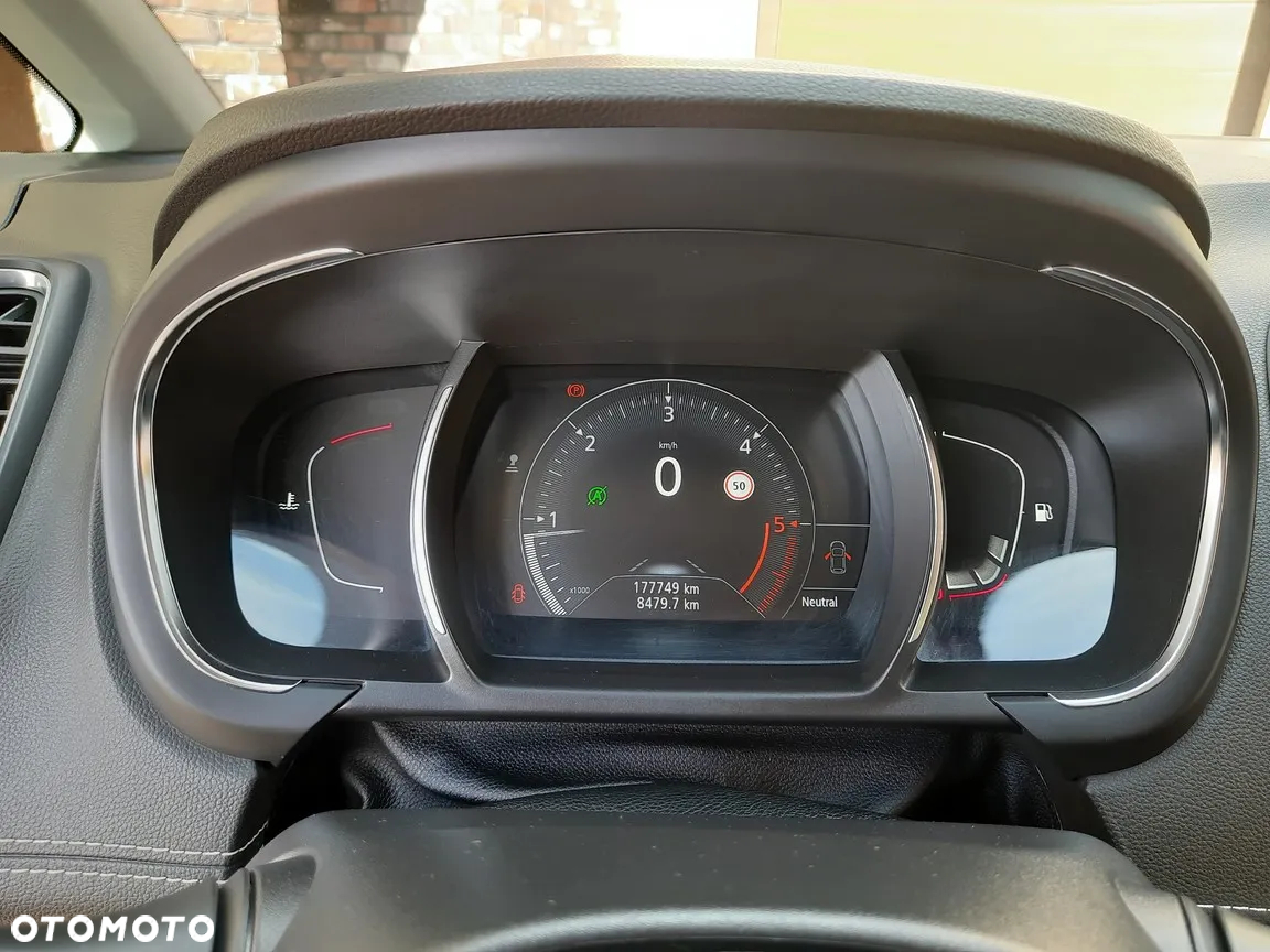 Renault Scenic - 26