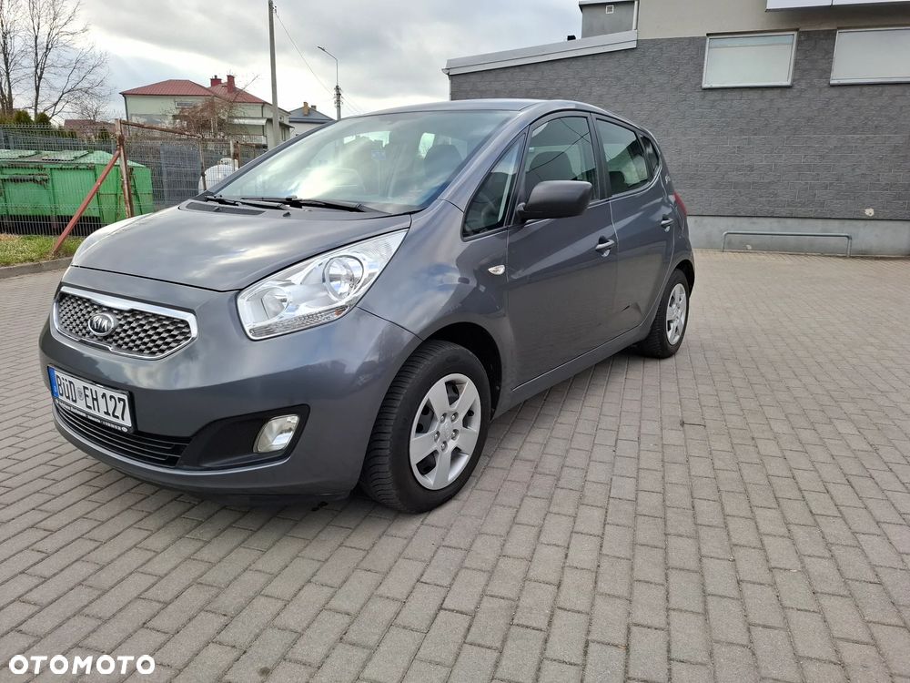Kia Venga 1.4 CVVT Fifa World Cup Edition - 2