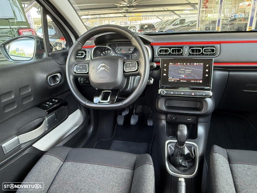 Citroën C3 1.2 PureTech Shine - 29