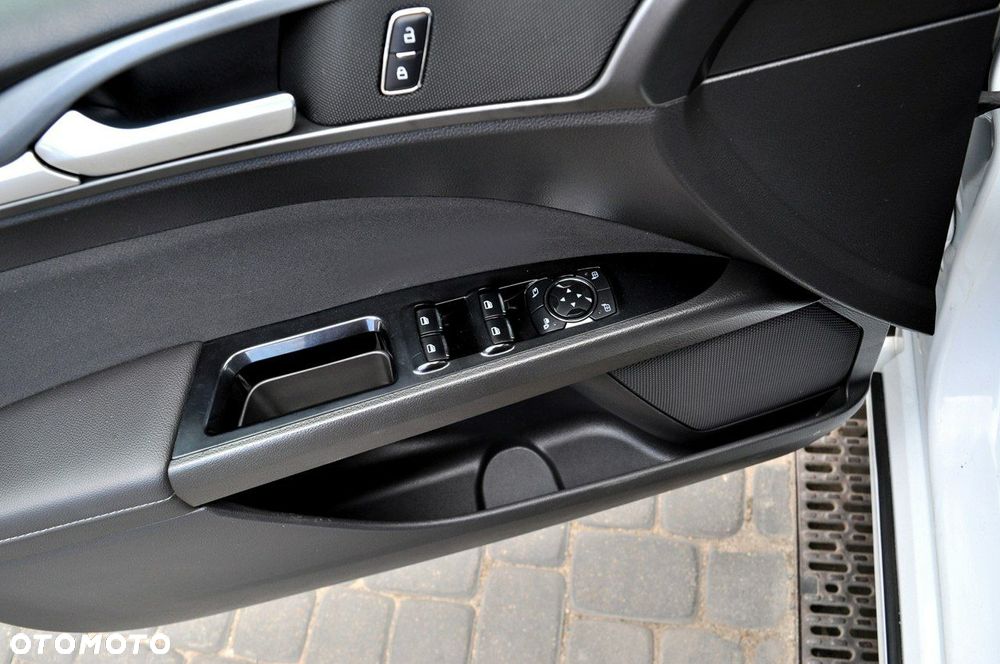 Ford Mondeo 2.0 TDCi Ambiente - 14