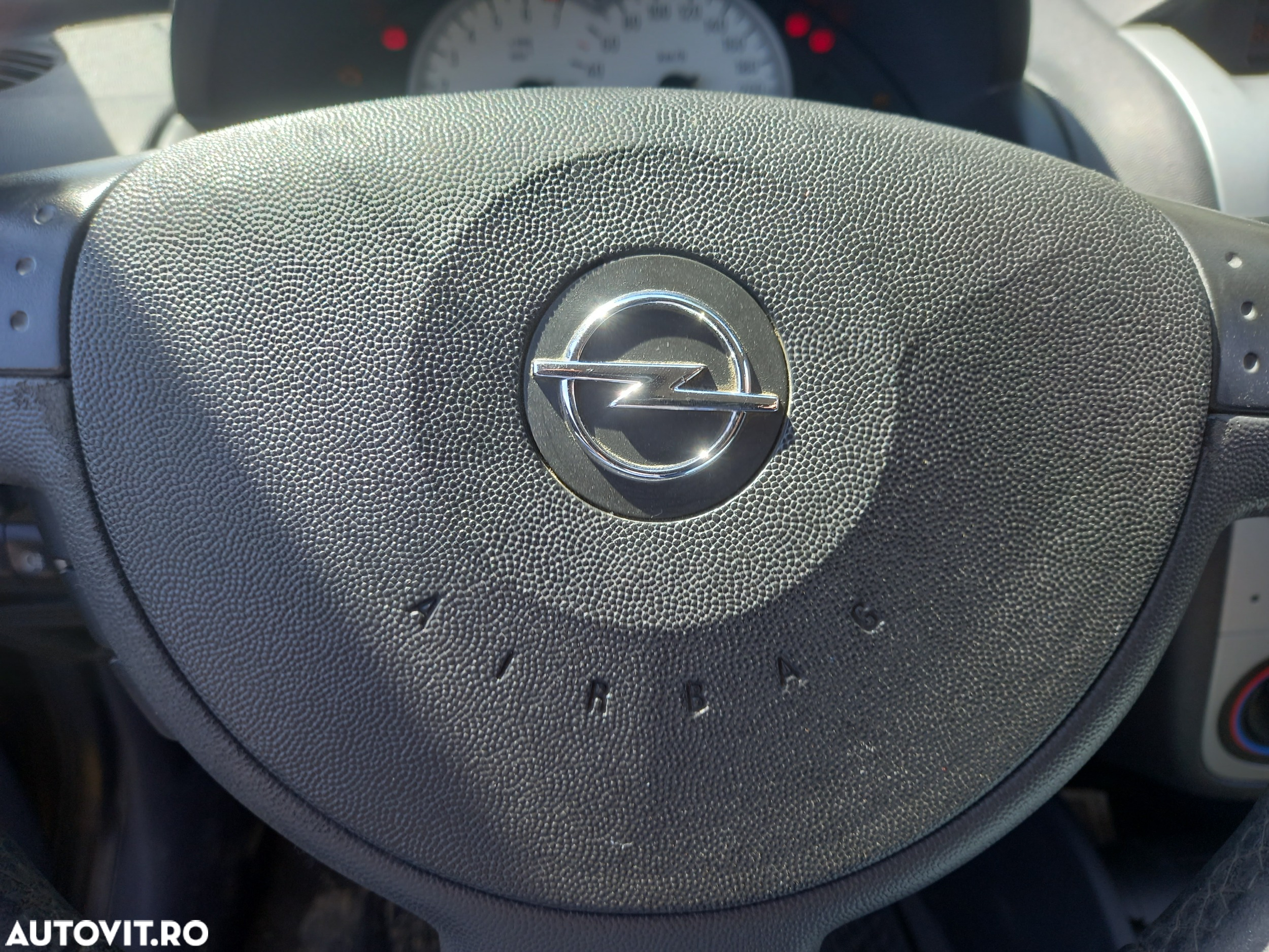 Dezmembrari  Opel CORSA C  2000  > 2009 1.2 Twinport Benzina - 41