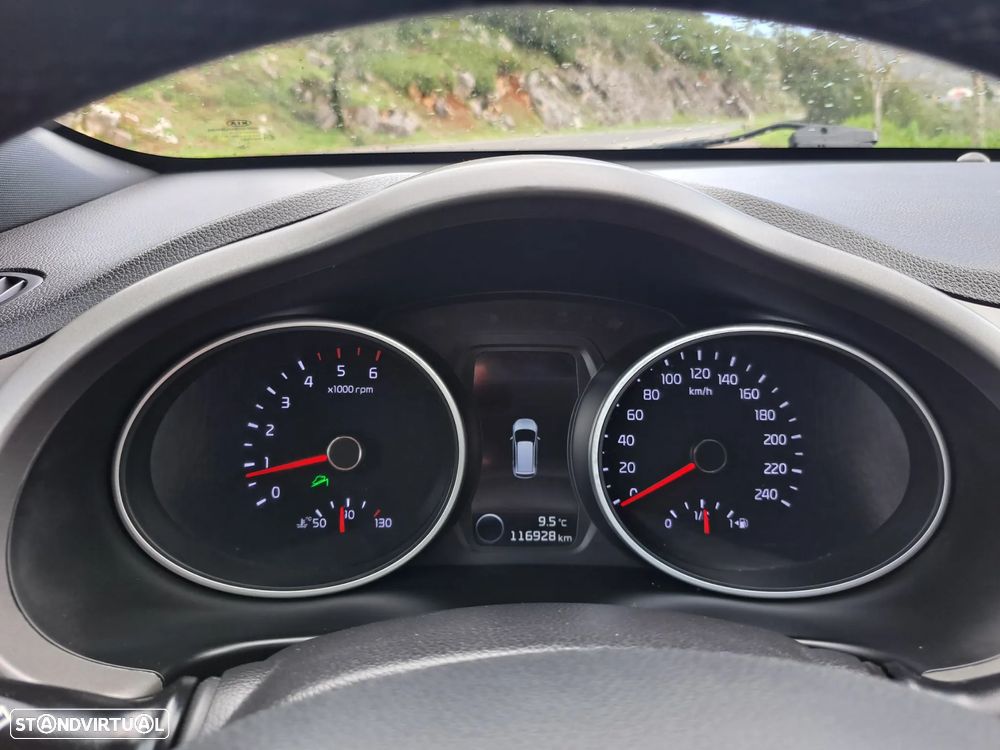 Kia Sportage 1.7 CRDI ISG TX Navi - 20