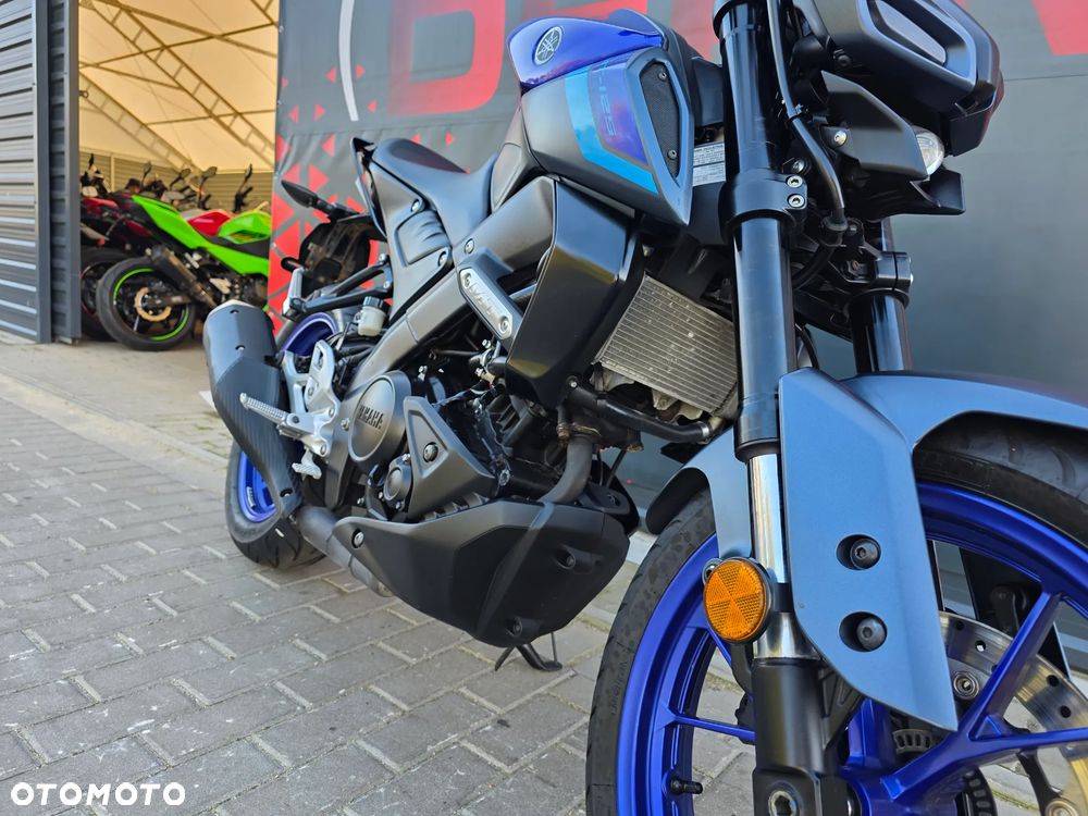 Yamaha MT - 27