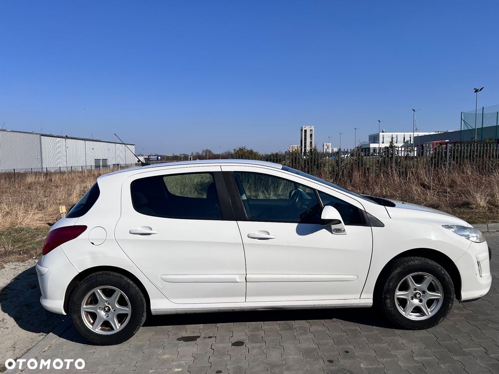 Peugeot 308 1.6 HDi Presence - 13